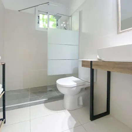 Phaedrus Living: Seaview Luxury Flat Athina Grenada Πάφος