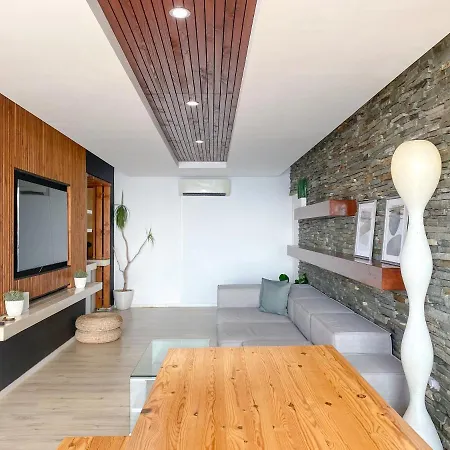 Phaedrus Living: Seaview Luxury Flat Athina Grenada 公寓 *