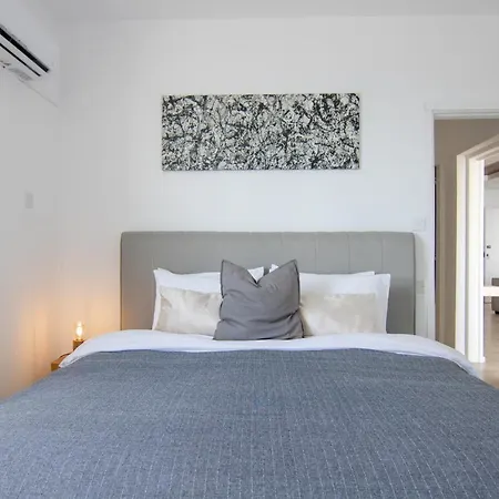 Phaedrus Living: Seaview Luxury Flat Athina Grenada Apartament Pafos