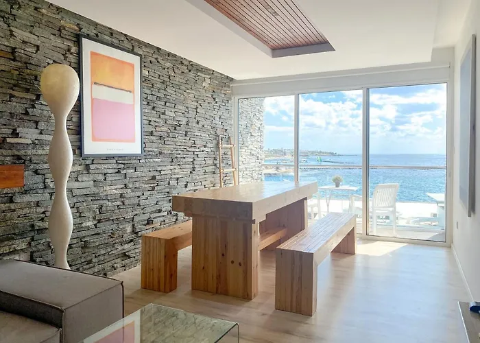 Phaedrus Living: Seaview Luxury Flat Athina Grenada Apartamento
